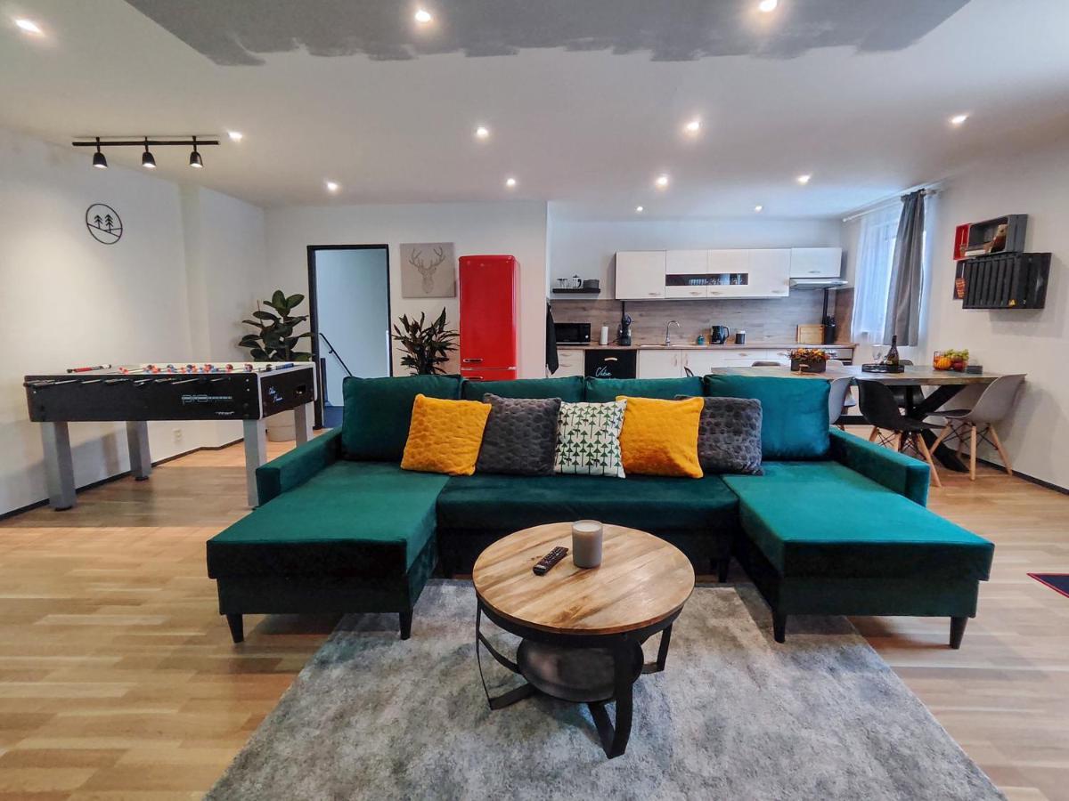Апартаменты Vibe House Прага Экстерьер фото