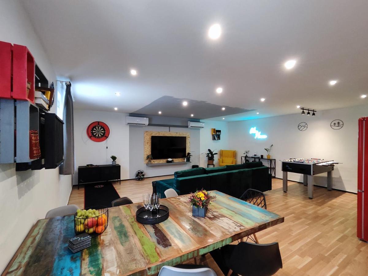 Апартаменты Vibe House Прага Экстерьер фото