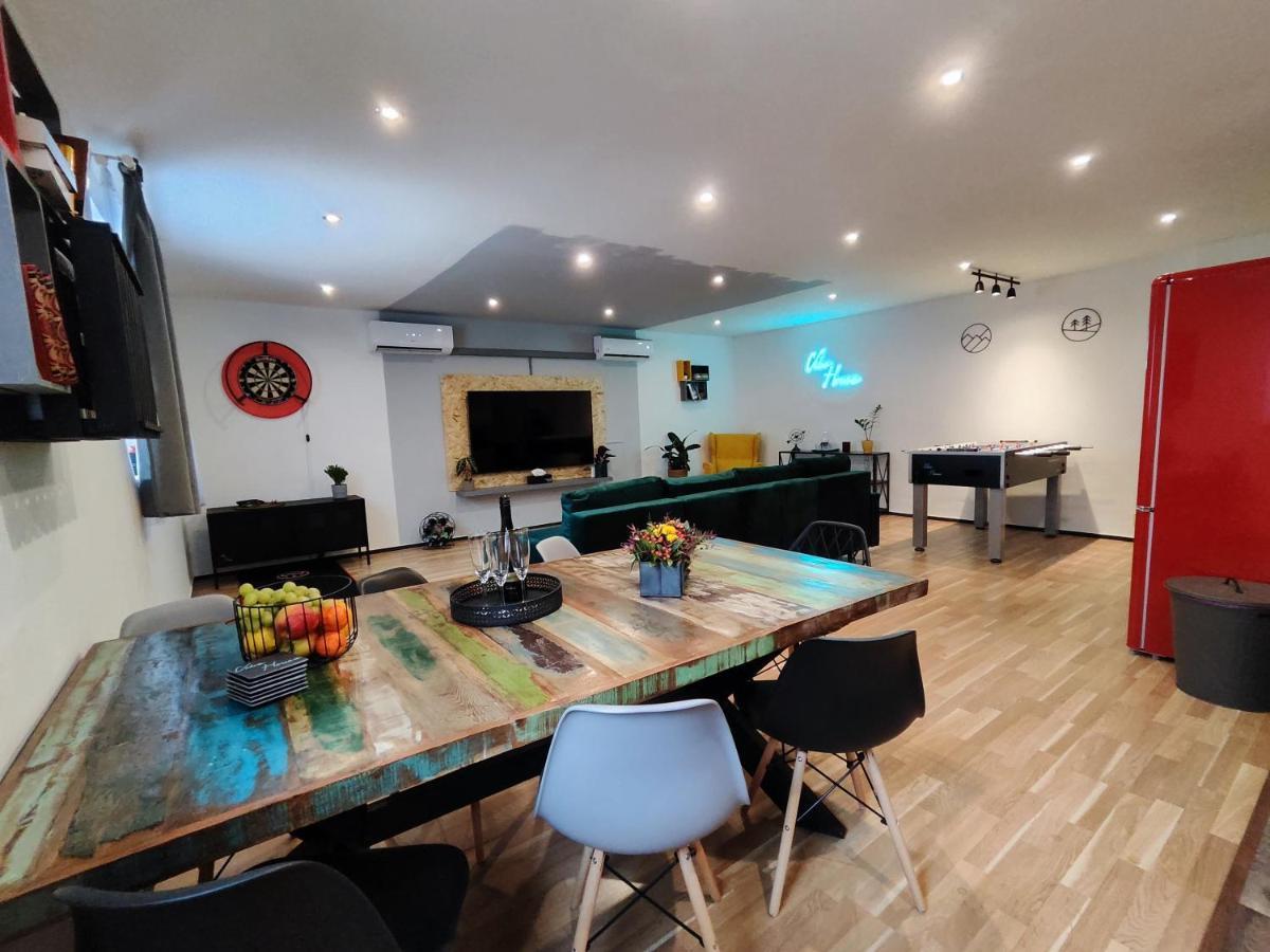 Апартаменты Vibe House Прага Экстерьер фото