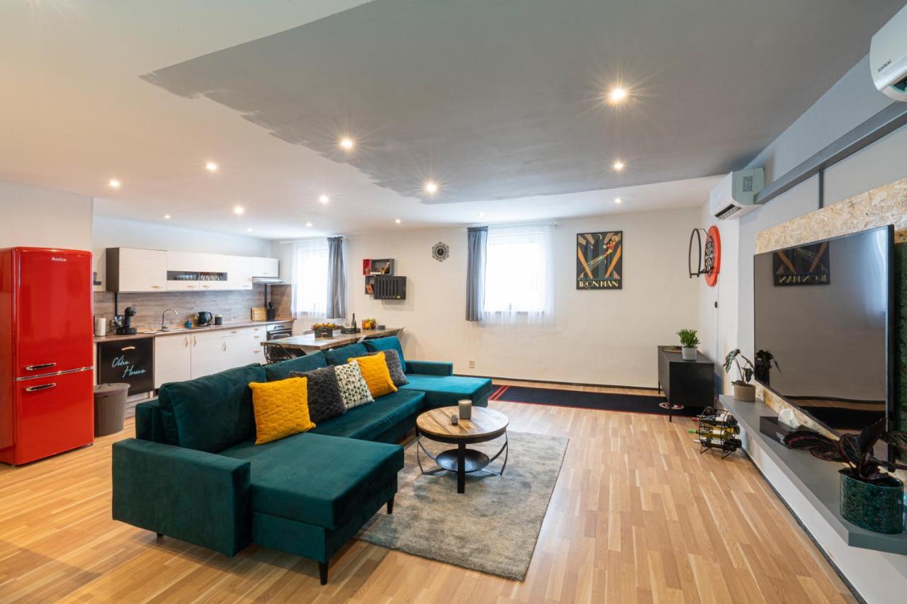 Апартаменты Vibe House Прага Экстерьер фото