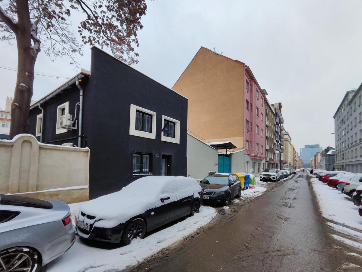 Апартаменты Vibe House Прага Экстерьер фото